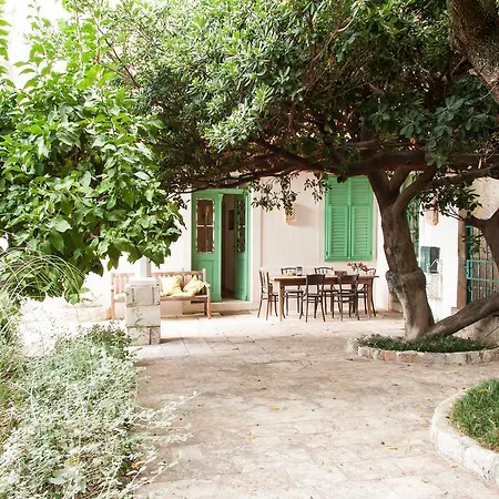 Secret Garden Apartment By Irundo-3