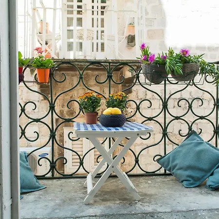 Simply Romantic-3