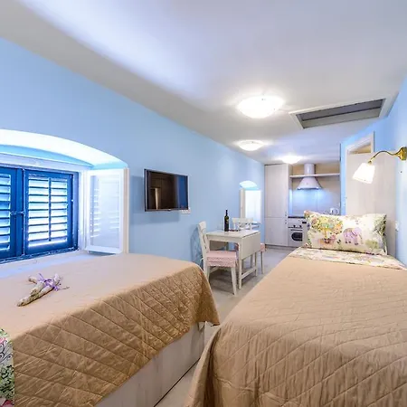 Stradun View En Suite Rooms & Studio-3