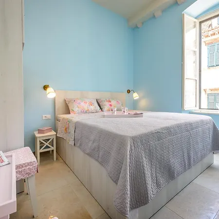 Stradun View En Suite Rooms & Studio-2