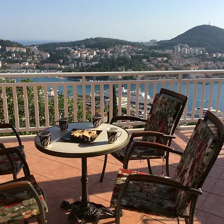 Apartment And Rooms Villa Marijo-2