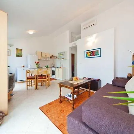Apartments Cvjetkovic-3