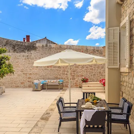 Hedera Estate, House Hedera V-3