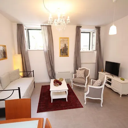Dolce Vita Apartment-3