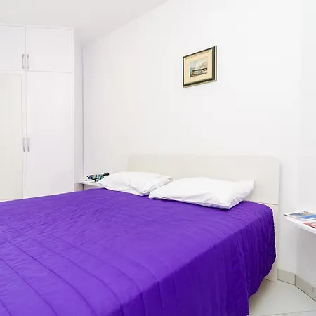Apartment Riki-3