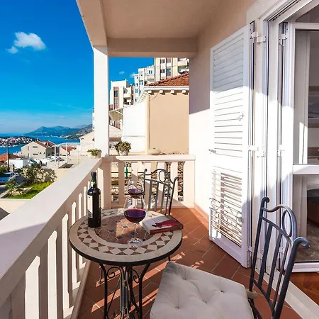 Tara Apartments-2