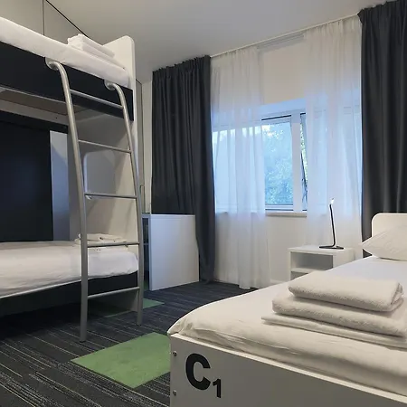 Hostel 365 For U-3