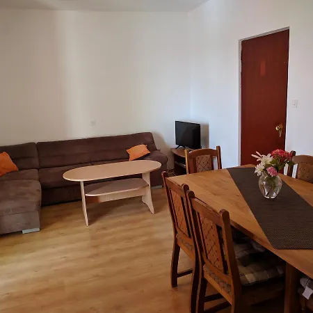 Apartments Kuzman-2