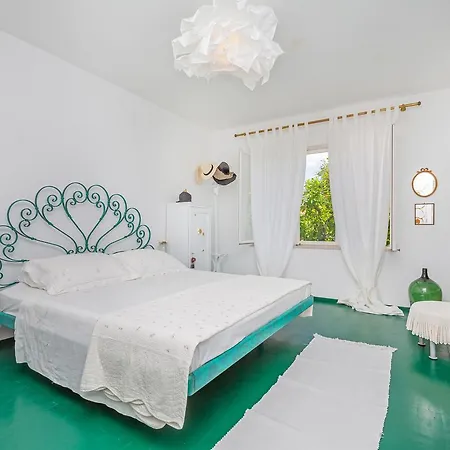 Apartment And Rooms Lapad-2
