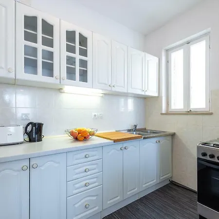 Apartment Jele-3