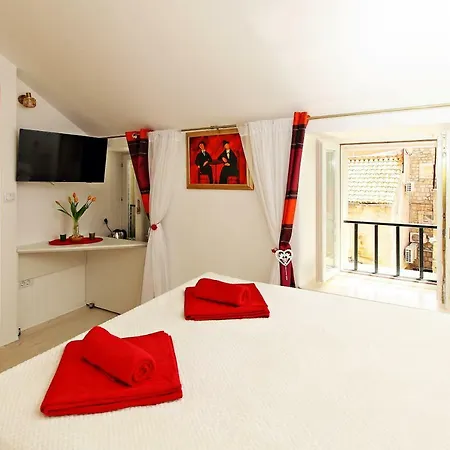 Angelus Apartments-3