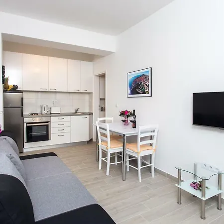 Apartments L&M-3