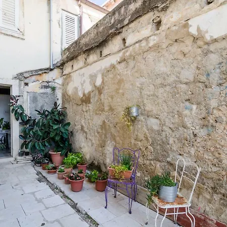 Apartment Entre Les Jardins-2