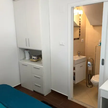 Room Lana-2