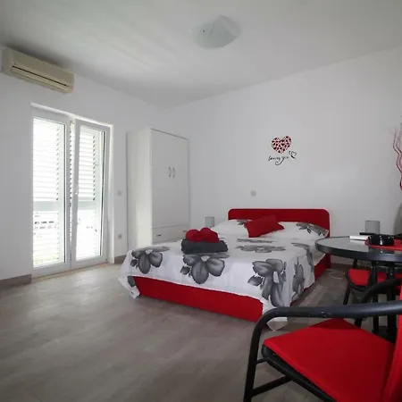 Private Accommodation Carevic-3