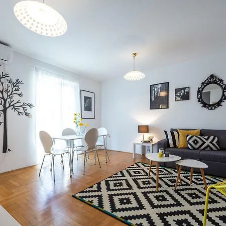 Mirjam'S Charming Apartment-2