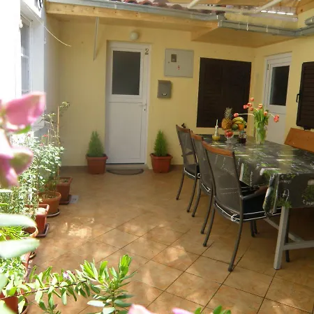 Apartments Solitudo-2