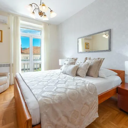 Superior Stunning Apartment Gravosa With A Free Parking-2