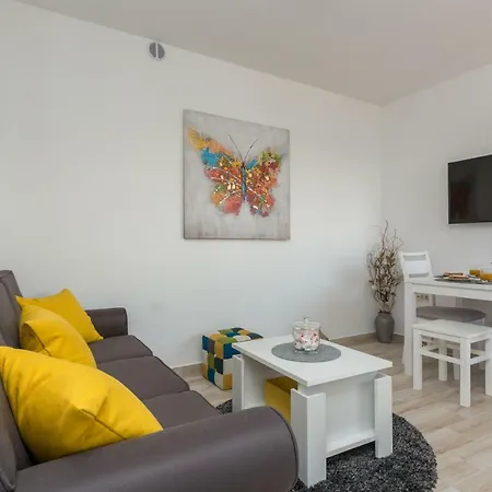 Apartments Maximus-2