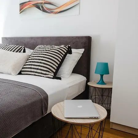 Luxury Apartment At The Beach-2