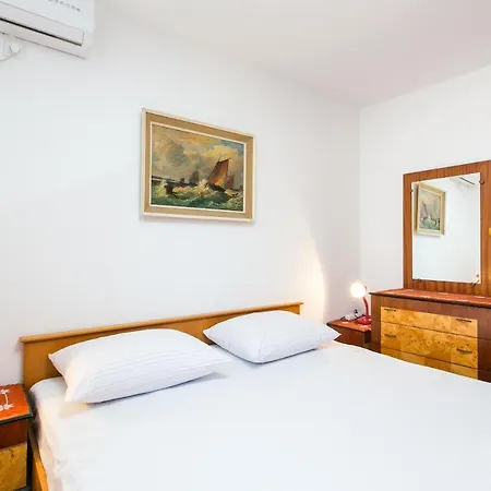 Guest House Raguz-3