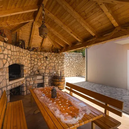 Matusic Guest House-2
