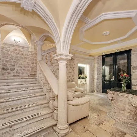 Ivan Apartments-2
