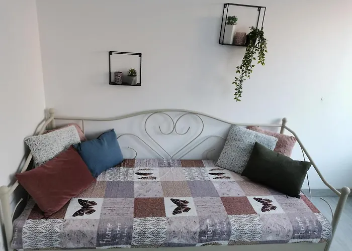 Zoric Apartments & Rooms