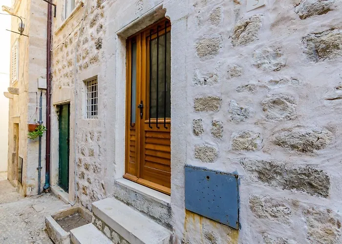 Old Town Budget Apartment Dubrovnik