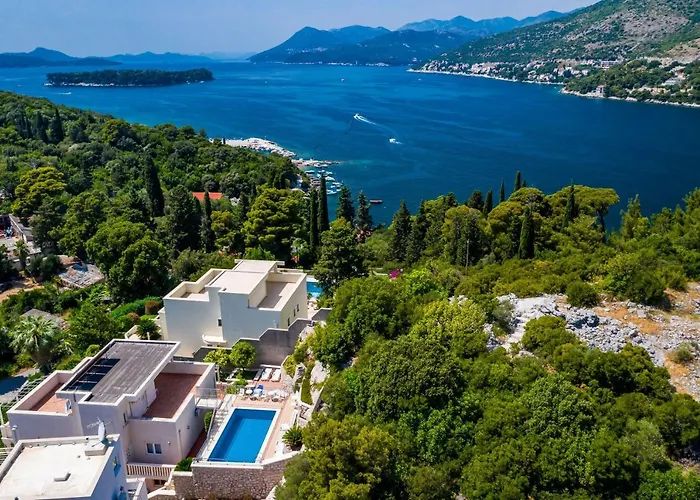 Villa Borna Apartments With Free Parking