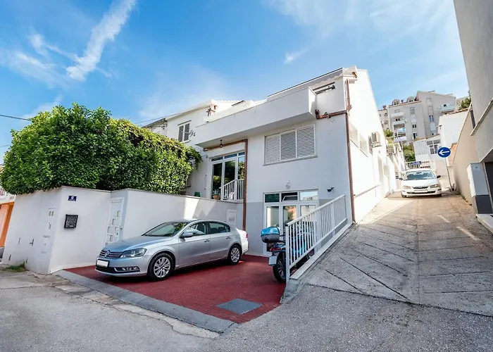 Pet friendly Apartments Marando Dubrovnik