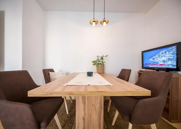 2 Bathrooms, Free Parking Spot, Prt Sea View Ragusa che accetta animali
