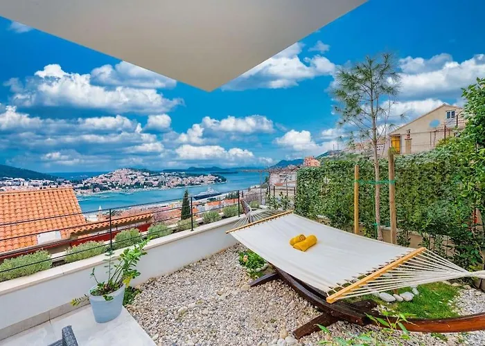 Sunset View, Garden,Taxioldtown5Min,Free Garage, Voucher For Yacht Charter Dubrovnik acceptant les animaux
