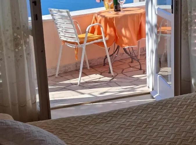 Amazing Dubrovnik & Sea View Room