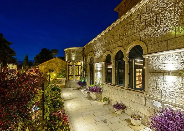 Privé Villa Mediteran Old Town, 5 En-Suites And Hot Tub Dubrovnik
