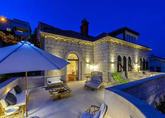 Privé Villa Mediteran Old Town, 5 En-Suites And Hot Tub Dubrovnik