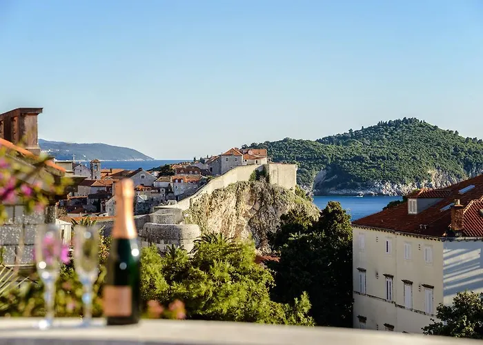 Privé Villa Mediteran Old Town, 5 En-Suites And Hot Tub Dubrovnik