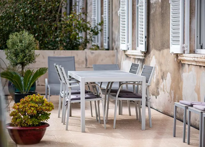 Secret Garden Apartment By Duhomes Dubrovnik