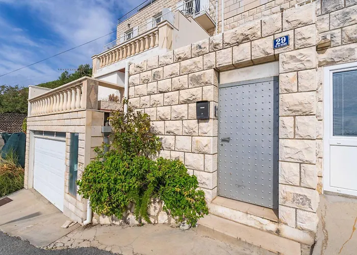 Apartment And Room Cicko Dubrovnik