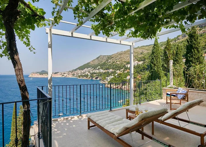 Lovely Apartment In Dubrovnik With House Sea View