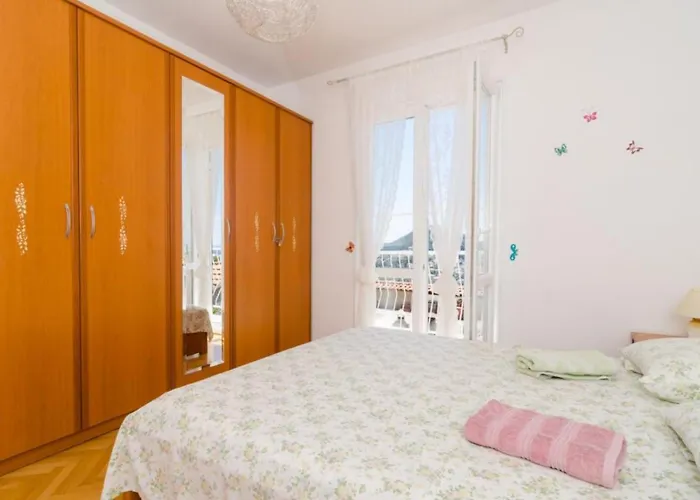Ivo Guest House
