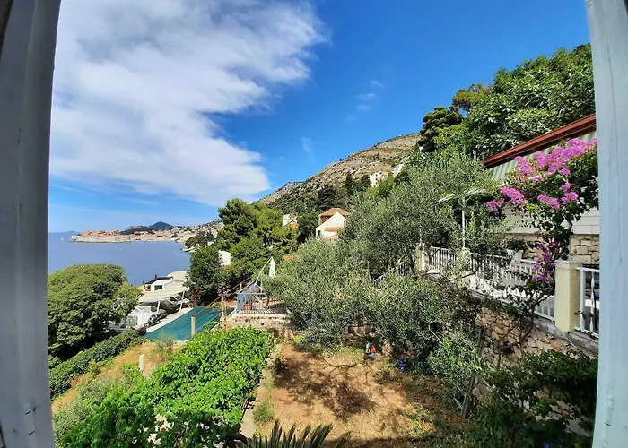 Pet friendly Apartments Kirigin Dubrovnik