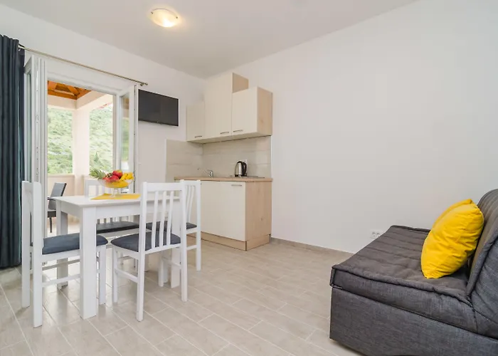Apartments Villa Dadic