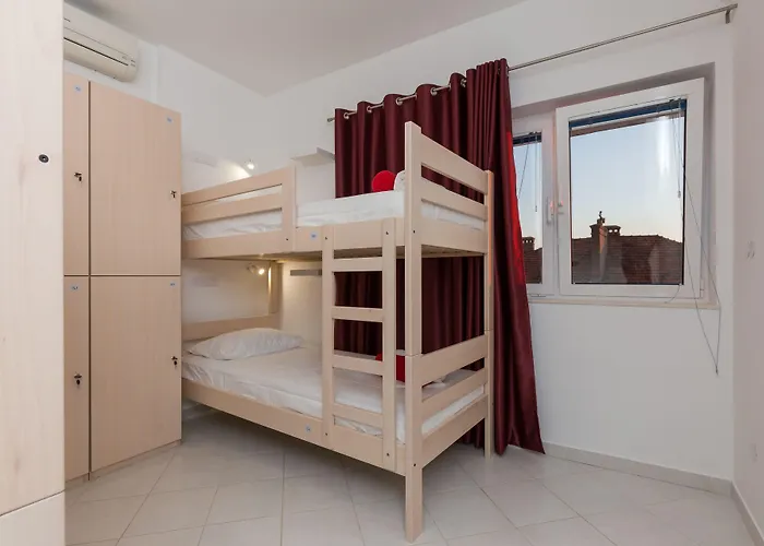 Hostel Free Bird (Adults Only)