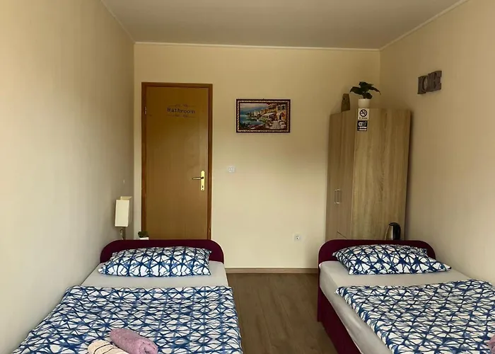 Rooms Lami
