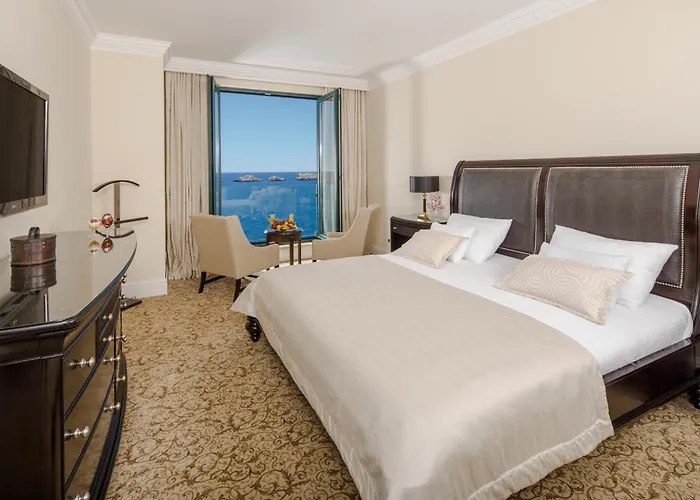 Royal Princess Hotel