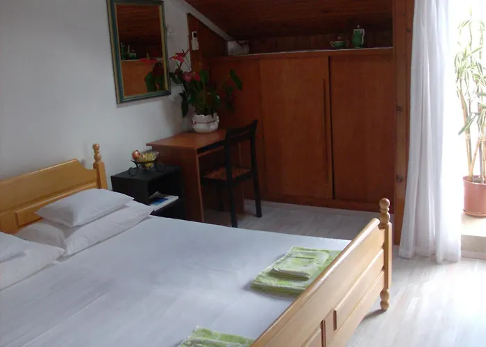 Hostel Saint Ursula Rooms