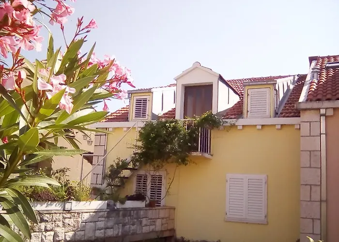 Hostel Saint Ursula Rooms