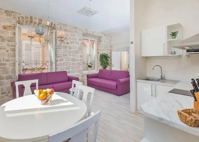 Lausion Apartments