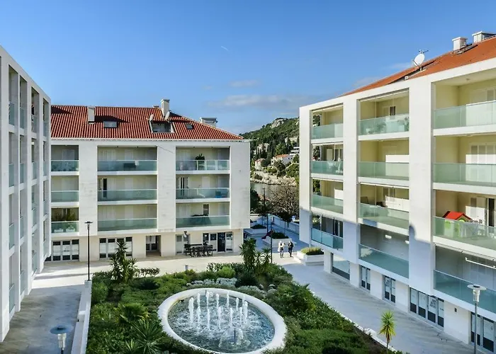 Apartments Nav